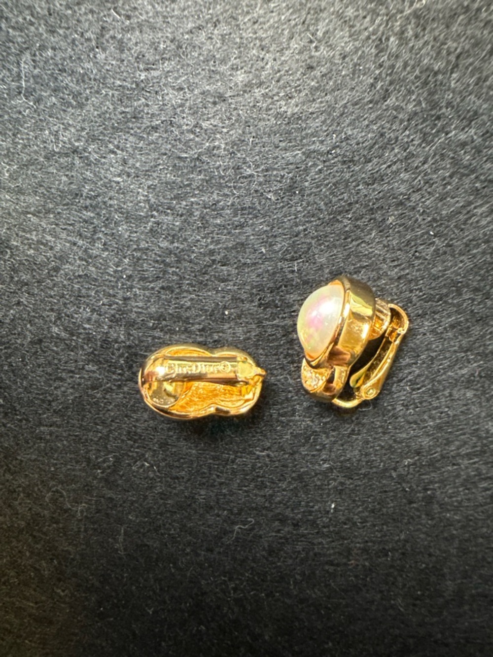 Vintage Christian Dior Clip-On Earrings Gold Tone Opalescent Faux Pearl Crystal - Picture 3 of 3